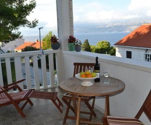 Apartmani Vila Nela Postira Croatia