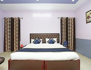 OYO 10827 Hotel Dev Bhoomi Bareilly India