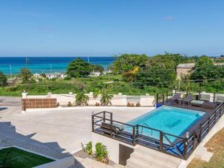 Hotel pic Luxury 2BR Home facing Beach w/Pool Montego Bay #5
