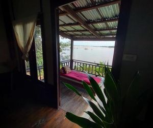 Pomelo Bungalow Ban Khon Tai Laos