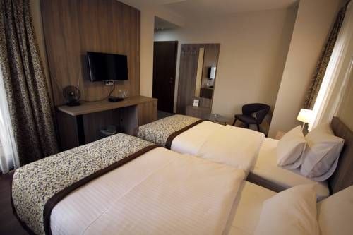 Hotel Photo 6