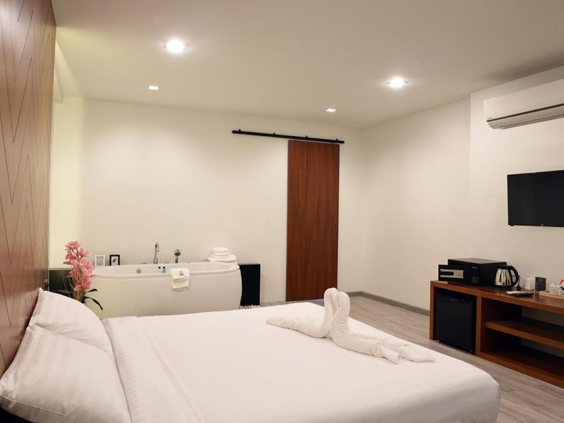 Hotel Photo 5