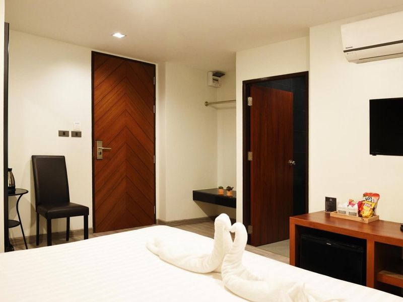 Hotel Photo 6