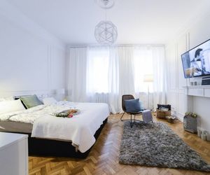 Sparrow Old City Apartment Warsaw Poland