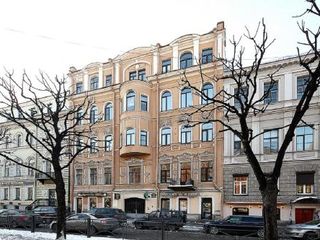 Deluxe Apartment Konyshennaja