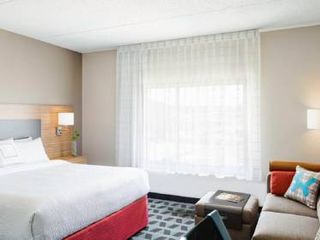 Hotel pic TownePlace by Marriott Suites Clarksville