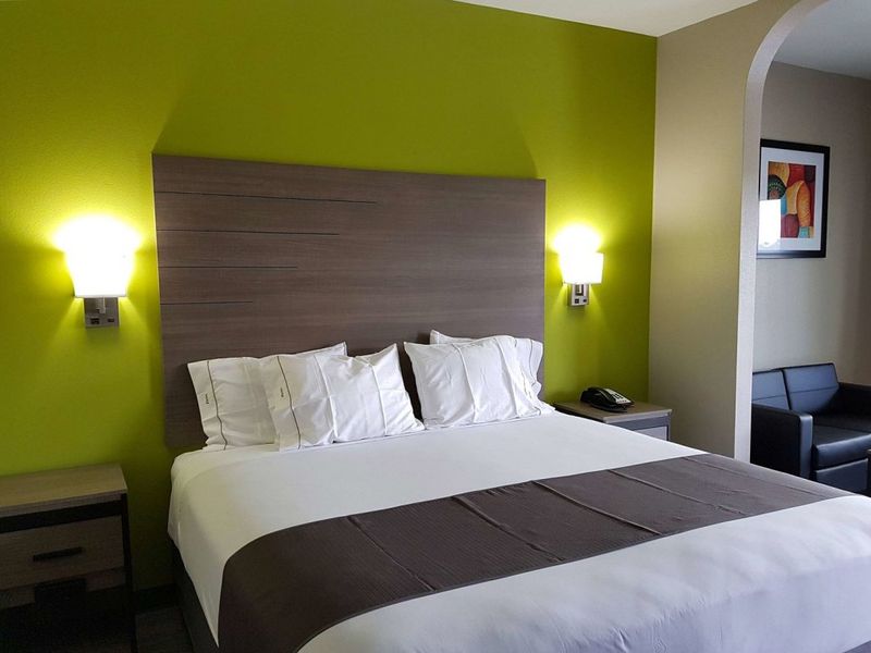 Hotel Photo 6