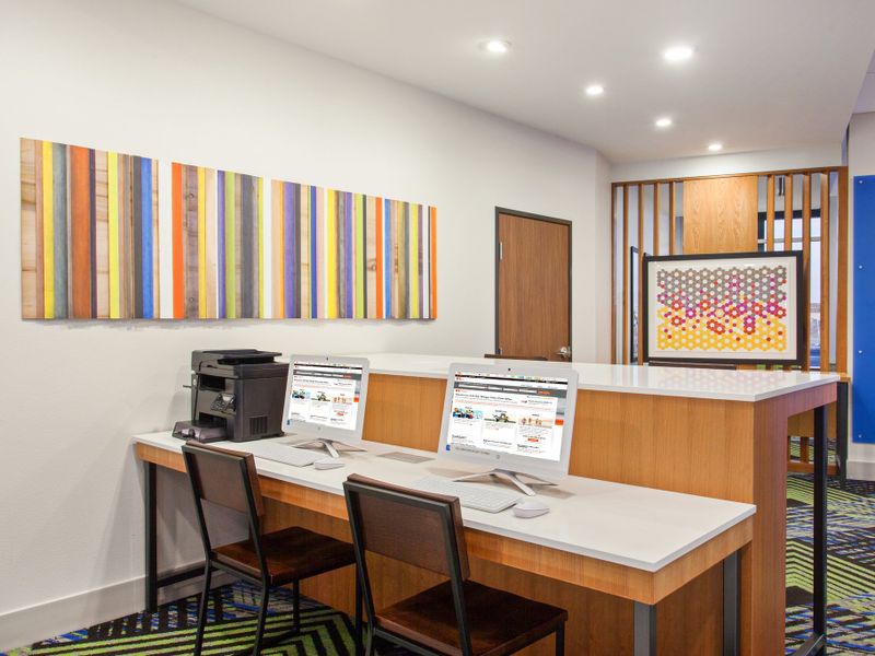 Hotel Photo 6