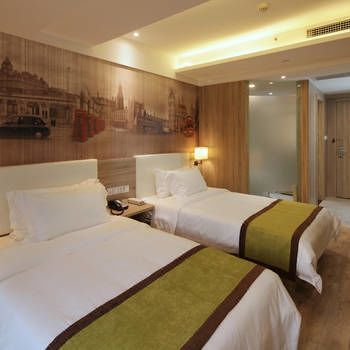 Hotel Photo 16
