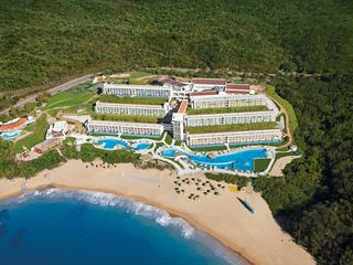 Hotel pic Secrets Huatulco Resort & Spa - All Inclusive - Adults only