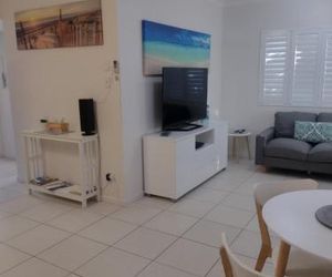 Ocean Breeze Apartments Hervey Bay Australia