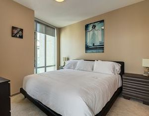 Riverfront Pointe By Corporate Stays Calgary Canada