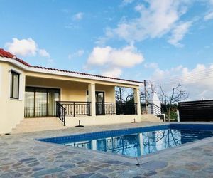 Trouzini Villas Peyia Cyprus