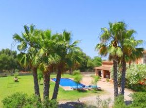 Can Toni Alqueria Blanca Spain