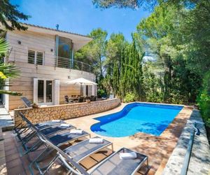 Spectacular villa with three levels located in quiet area Alcudia Spain