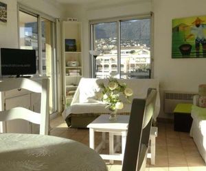 Apartment beau t2 climatisé de 40 m²avec terrasse de 20 m² Cavalaire-sur-Mer France