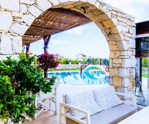 Yiannis Manos Hotel Resort Malia Greece