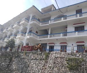 Hotel Neelkanth Palace Barahat India