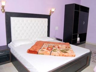 Hotel pic OYO 43476 Vatika Resort