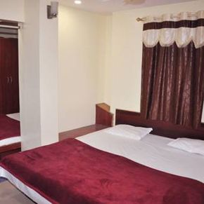 NearBy Hotel