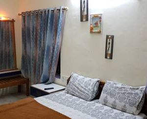Budget stay between the hills Mount Abu India