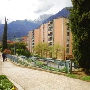 NearBy Hotel