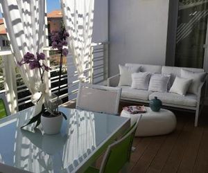 Cute Apartment With Terrace Pula Italy