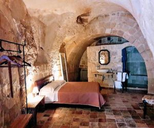 Cave Rooms Sassi Matera Italy