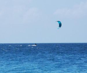 Kitesurf Friends LoStagnone direttamente sul mare Birgi Vecchi Italy