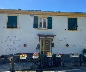 La Casa Della Nonna Borzonasca Italy