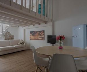 New loft in the heart of Bologna 2 Bologna Italy