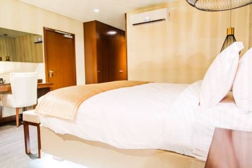 Hotel Photo 12