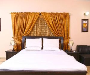 Luxury Inn Karachi Pakistan