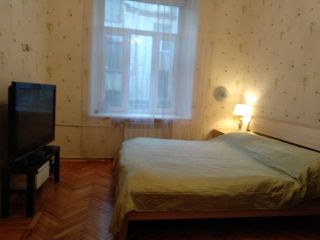 Двухкомнатная квартира на Петроградке