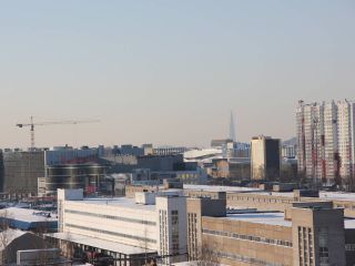 Две спальни + большая кухня. тв/пмм/см/свч и т.д.