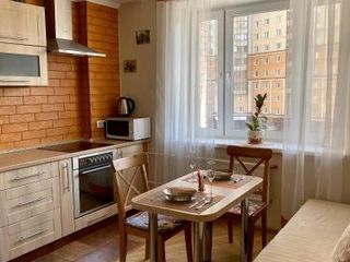 Esenina Street Apartment