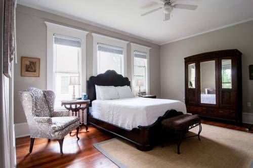Photo of Katy House Bed and Breakfast