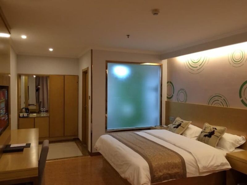 Hotel Photo 6