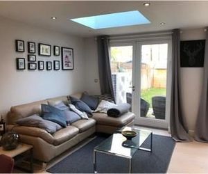 Villa With 3 Bedrooms In Isleworth Twickenham United Kingdom