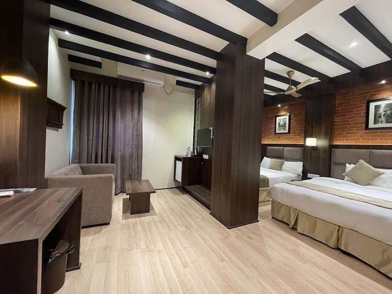 Hotel Photo 5
