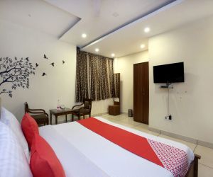 OYO 9951 Hotel Satkar Avenue Chandigarh India