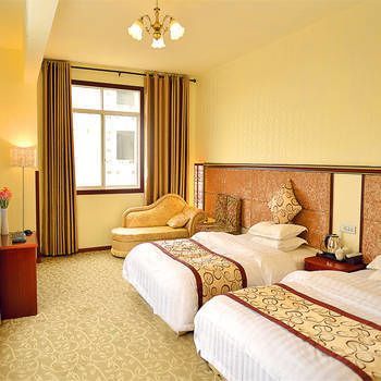 Hotel Photo 12