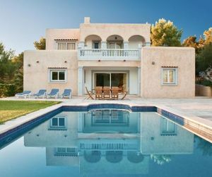 Cozy Villa in Sant Josep de sa Talaia with Private Pool Sant Josep de sa Talaia Spain