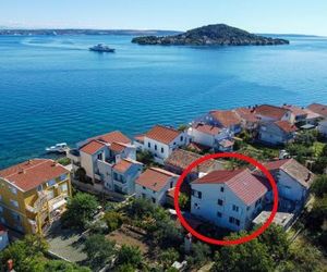 Apartments by the sea Preko (Ugljan) - 14917 Oltre Croatia