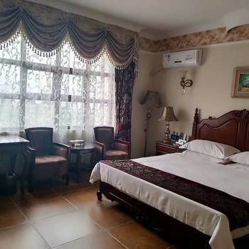 Hotel Photo 12