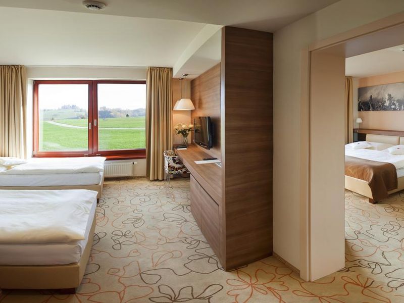 Hotel Photo 1