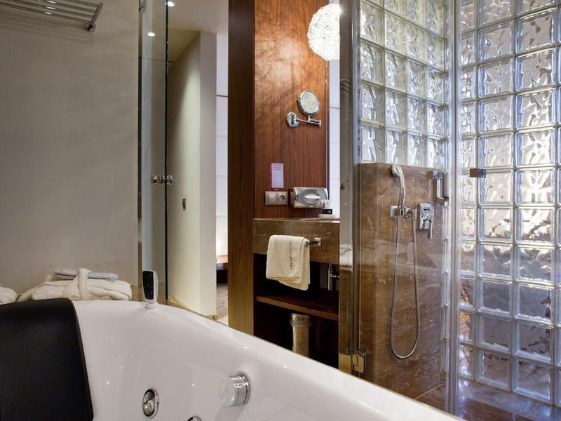Hotel Photo 11