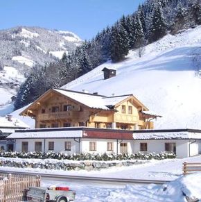 NearBy Hotel