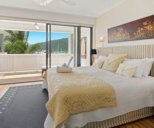 Luxury Marina View Apartment Airlie Beach Australia