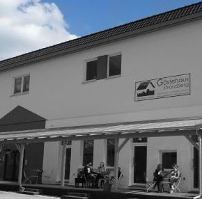 NearBy Hotel